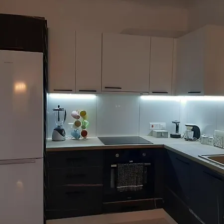 H&o Boulevard Breeze Apartment! Paphos
