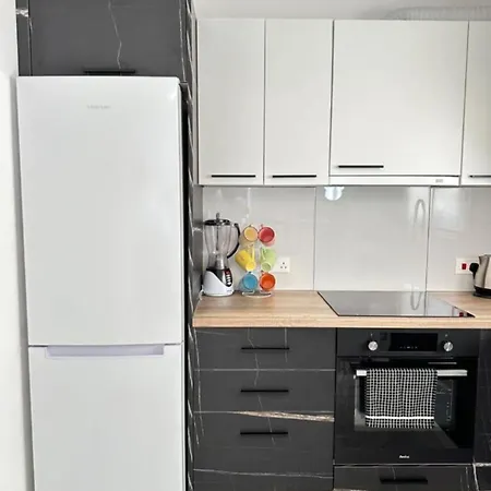 H&o Boulevard Breeze Apartment! *