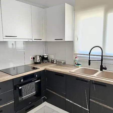 H&o Boulevard Breeze Apartment! Appartement *