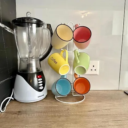 H&o Boulevard Breeze Apartment! *