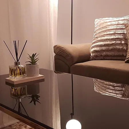 H&o Boulevard Breeze Apartment! Appartement