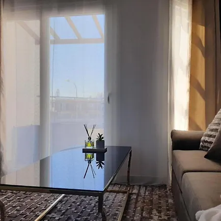 H&o Boulevard Breeze Apartment! Lägenhet *