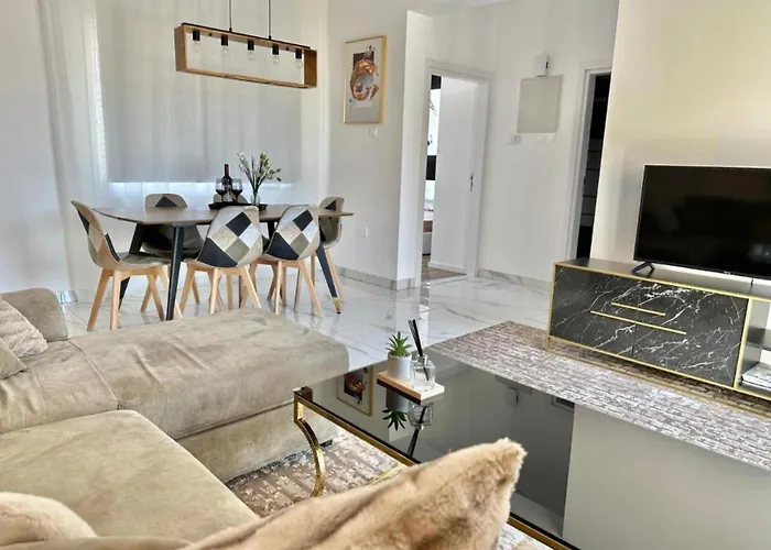 H&o Boulevard Breeze Apartment! شقة *