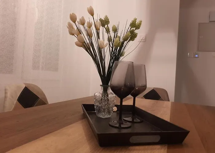 H&o Boulevard Breeze Apartment! شقة بافوس