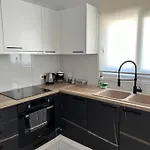 Apartamento H&o Boulevard Breeze Apartment! Paphos