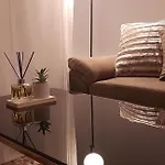 H&o Boulevard Breeze Apartment! Apartamento