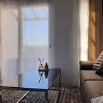 H&o Boulevard Breeze Apartment! Apartamento *