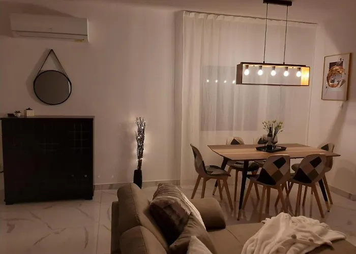 Apartmán H&o Boulevard Breeze Apartment! Paphos